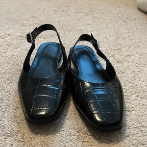 Little Burgundy Black Shoes